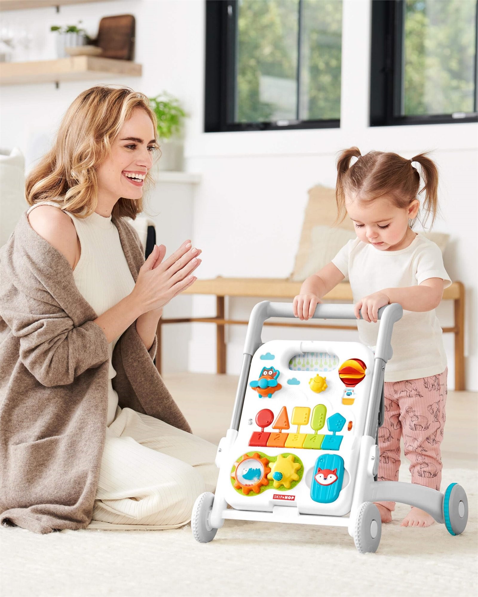 Игровой центр 4 в 1 Skip Hop Explore & More